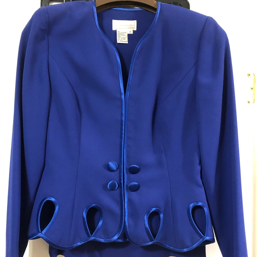 Formal/Semi-Formal suite set!!! ONLY WORN ONCE!! Size 2 Beautiful Blue Color!!